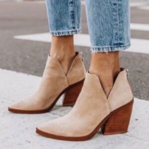 Vince Camuto Gigietta Booties